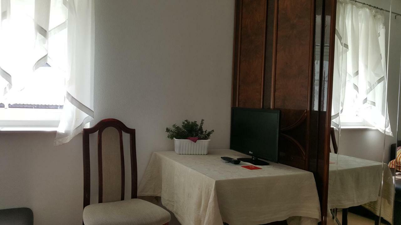 Leon'S Silberwald Apartment Strasshof an der Nordbahn Exterior photo